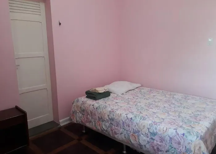 Apartamento De 1 Quarto No Chapeu Virado